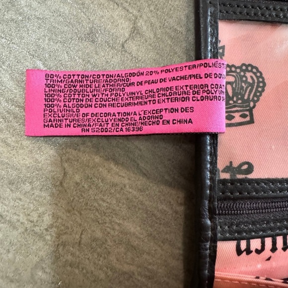Vintage Y2K Juicy Couture Once Upon A Time Baby Pink Makeup Bag and Travel Case - Picture 10 of 12